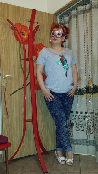 Cititi tot anuntul si nu deranjati inutil. Atestat.